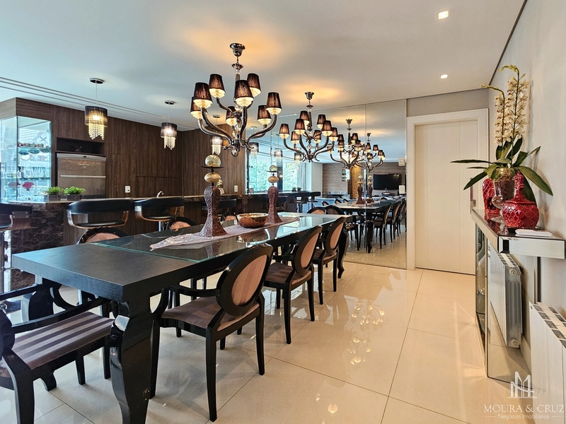 Apartamento mobiliado 4 quartos no Centro de Gramado: 10ª foto da galeria de imagens do imóvel