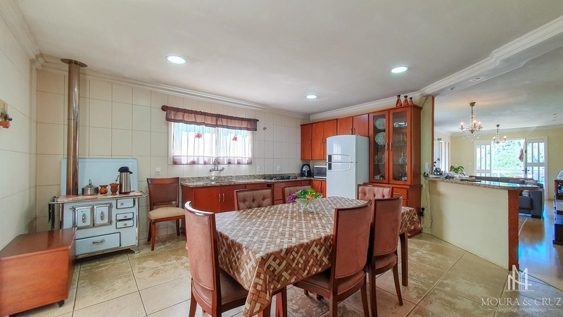Casa 3 quartos em Gramado: 8ª foto da galeria de imagens do imóvel