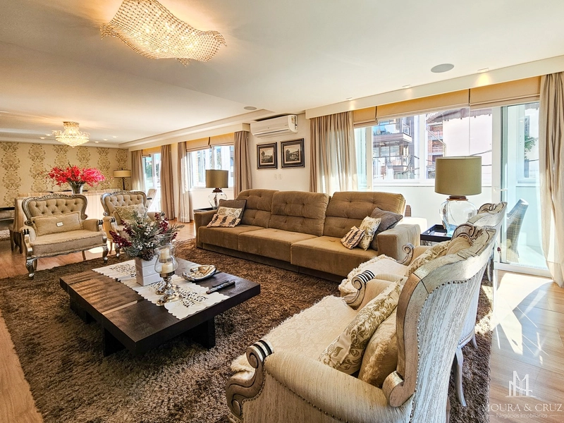 Apartamento 3 quartos mobiliado no Centro de Gramado: 1ª foto da galeria de imagens do imóvel