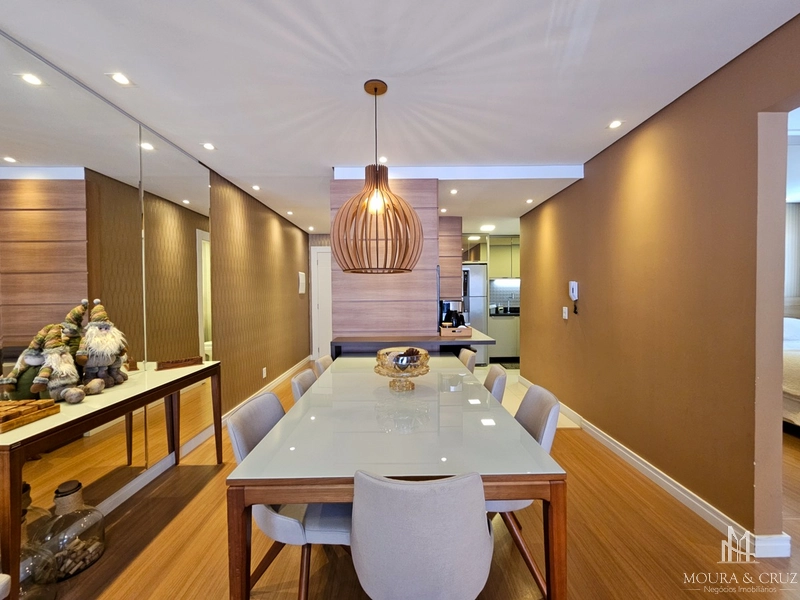 Apartamento 2 quartos mobiliado no Centro de Gramado: 2ª foto da galeria de imagens do imóvel