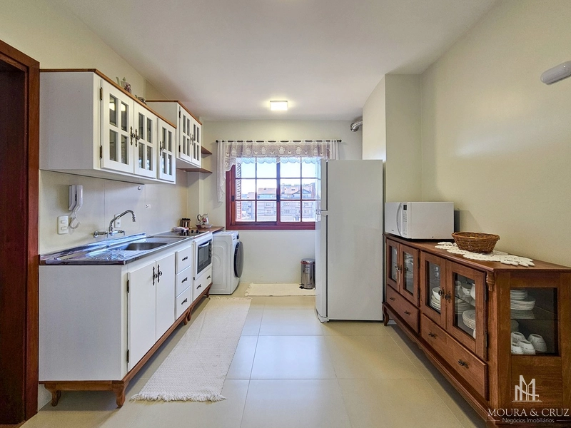 Apartamento 3 quartos mobiliado no Centro de Gramado: 5ª foto da galeria de imagens do imóvel