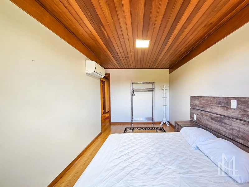 Apartamento Cobertura 4 quartos mobiliado no Centro de Gramado: 28ª foto da galeria de imagens do imóvel