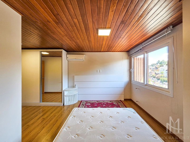 Apartamento Cobertura 4 quartos mobiliado no Centro de Gramado: 32ª foto da galeria de imagens do imóvel