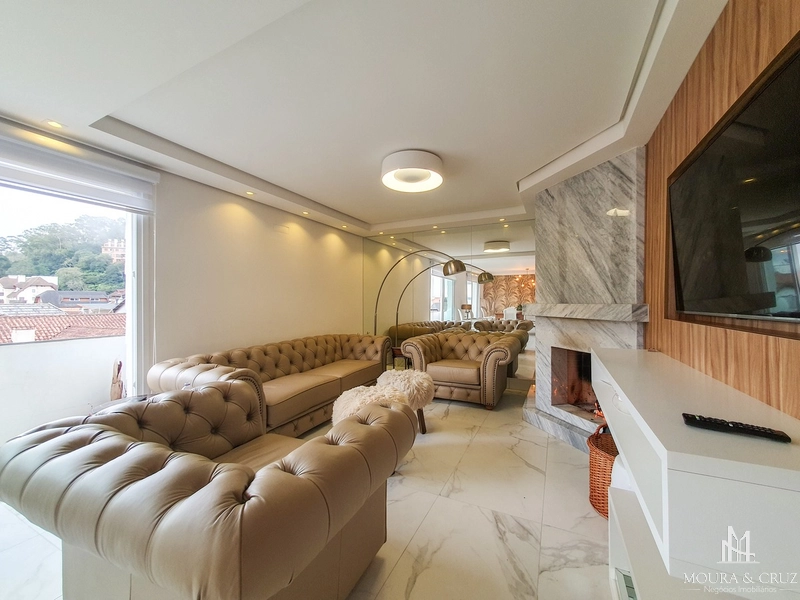Apartamento 3 quartos no Centro de Gramado: 2ª foto da galeria de imagens do imóvel