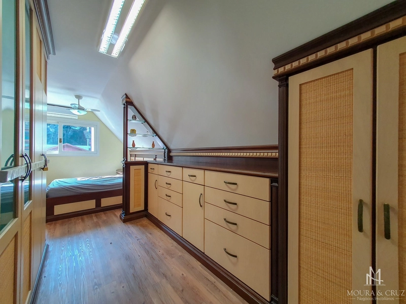 Apartamento 4 quartos mobiliado no Centro de Gramado: 21ª foto da galeria de imagens do imóvel