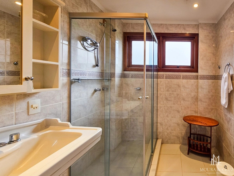 Apartamento 3 quartos mobiliado no centro de Gramado: 15ª foto da galeria de imagens do imóvel