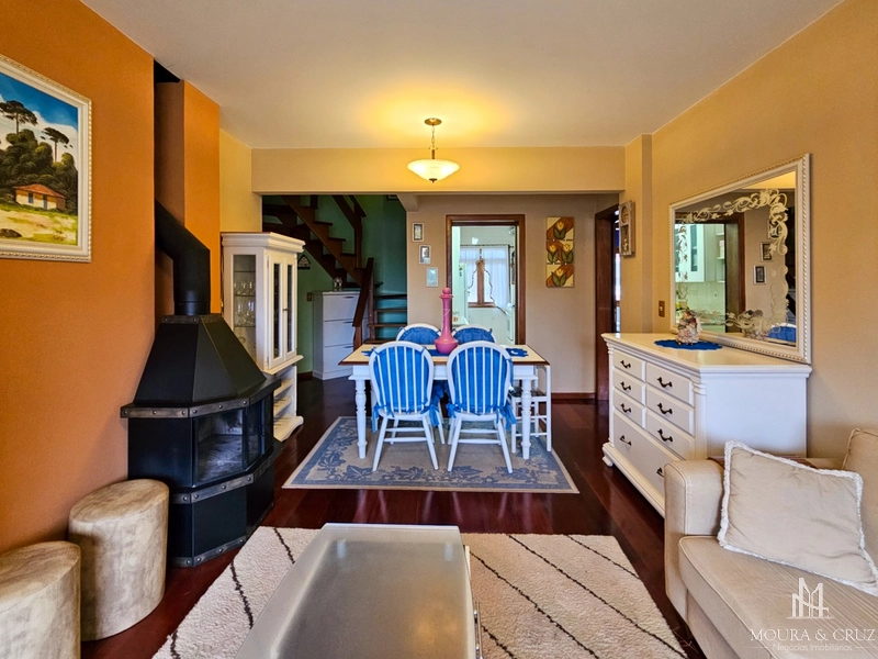 Apartamento 3 quartos mobiliado no centro de Gramado: 4ª foto da galeria de imagens do imóvel