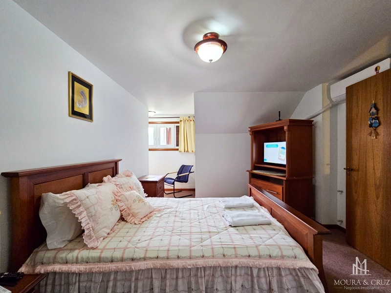 Apartamento 3 quartos mobiliado no centro de Gramado: 17ª foto da galeria de imagens do imóvel