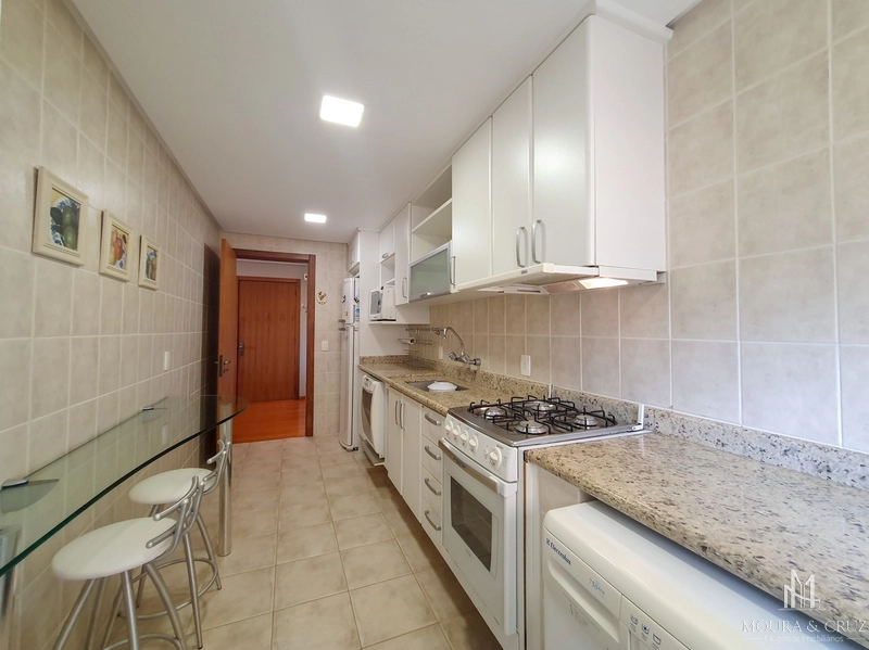 Apartamento Cobertura 3 quartos mobiliado no Centro de Gramado: 10ª foto da galeria de imagens do imóvel