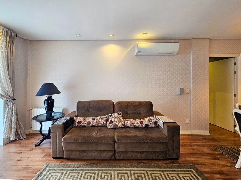 Apartamento mobiliado 2 quartos no Centro de Gramado : 2ª foto da galeria de imagens do imóvel