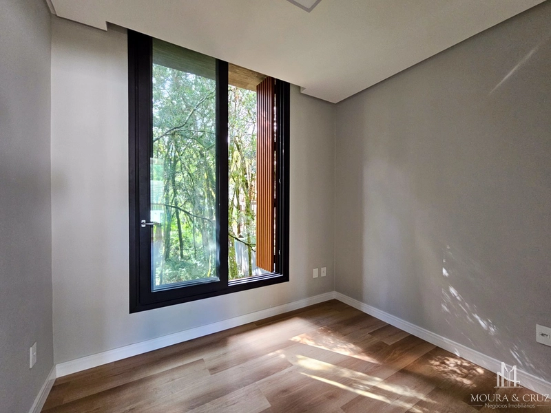 Casa 4 quartos no Condomínio Pinheiro Grosso em Canela: 24ª foto da galeria de imagens do imóvel