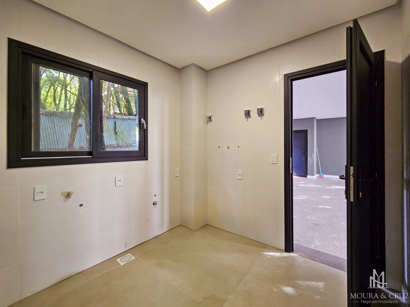 Casa 4 quartos no Condomínio Pinheiro Grosso em Canela: 10ª foto da galeria de imagens do imóvel