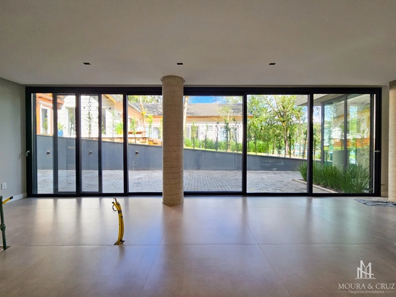Casa 4 quartos no Condomínio Pinheiro Grosso em Canela: 8ª foto da galeria de imagens do imóvel