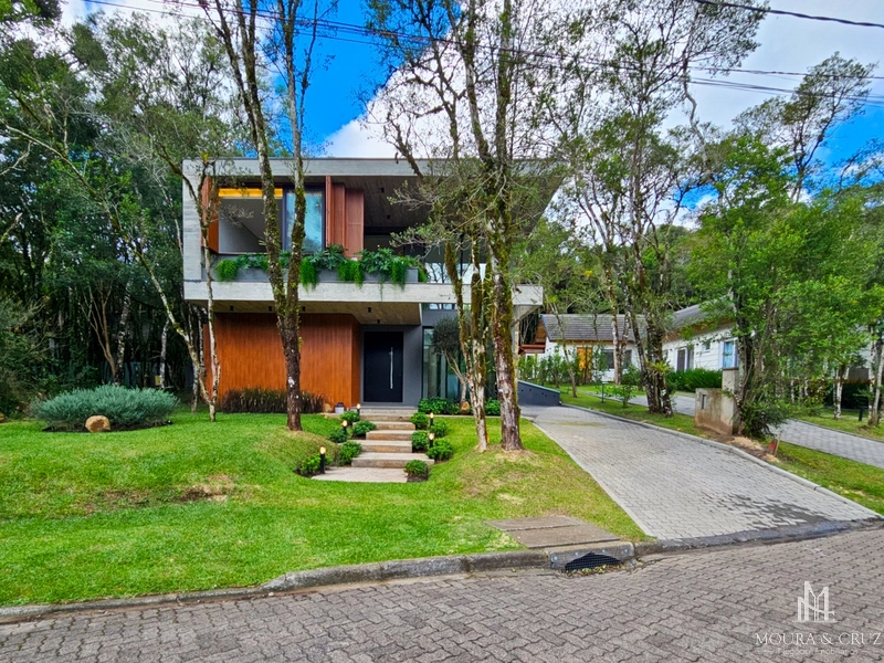 Casa 4 quartos no Condomínio Pinheiro Grosso em Canela: 1ª foto da galeria de imagens do imóvel