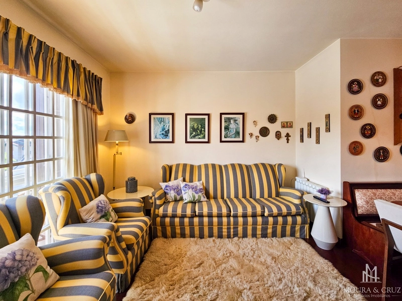 Apartamento 2 quartos mobiliado no Centro de Gramado: 3ª foto da galeria de imagens do imóvel