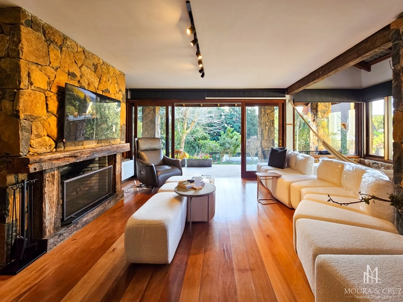 Casa 4 quartos no Cond. Saint Moritz em Gramado: 5ª foto da galeria de imagens do imóvel