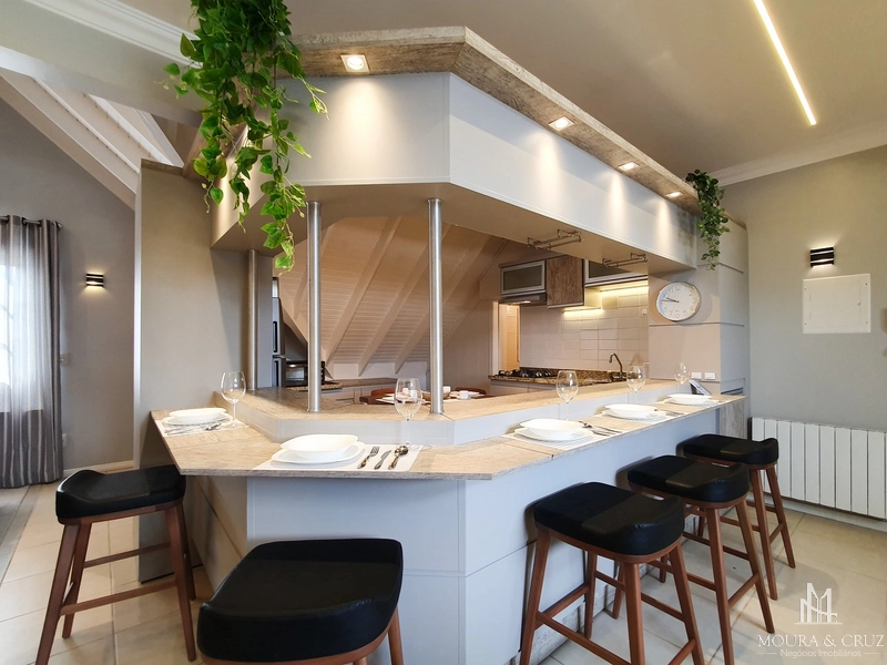Apartamento cobertura 3 quartos mobiliado no Centro de Gramado: 6ª foto da galeria de imagens do imóvel