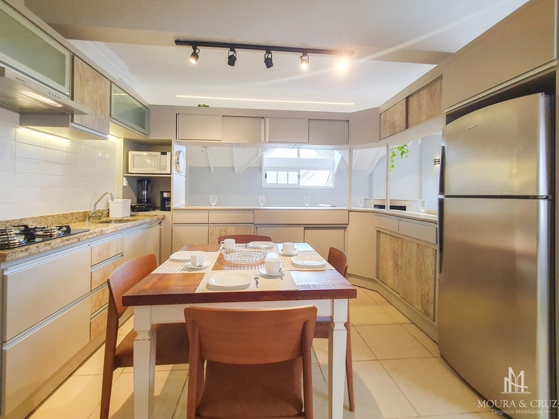Apartamento cobertura 3 quartos mobiliado no Centro de Gramado: 9ª foto da galeria de imagens do imóvel