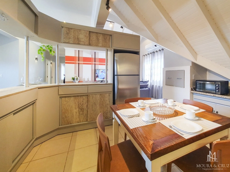 Apartamento cobertura 3 quartos mobiliado no Centro de Gramado: 8ª foto da galeria de imagens do imóvel