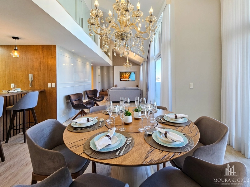 Apartamento cobertura 3 quartos mobiliado no Centro de Gramado: 1ª foto da galeria de imagens do imóvel