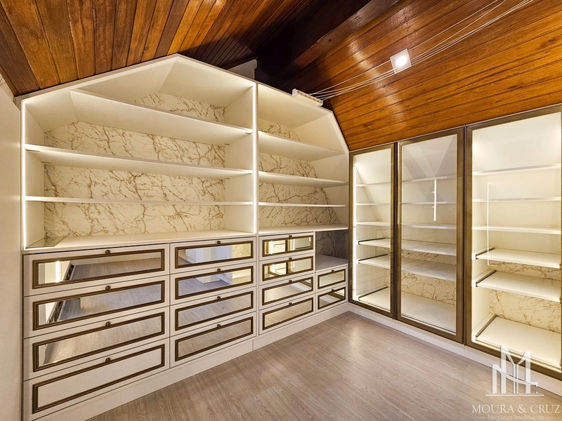 Apartamento Duplex 3 quartos mobiliado no Planalto em Gramado: 38ª foto da galeria de imagens do imóvel