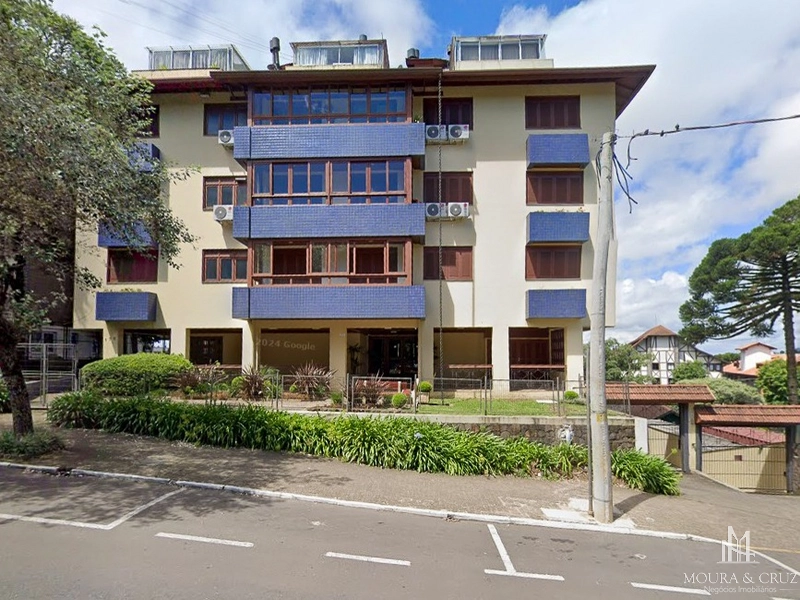 Apartamento Cobertura Duplex 3 quartos mobiliado no centro de Gramado: 17ª foto da galeria de imagens do imóvel