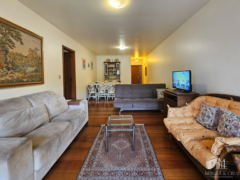 Apartamento 3 quartos mobiliado no Centro de Gramado: 7ª foto da galeria de imagens do imóvel
