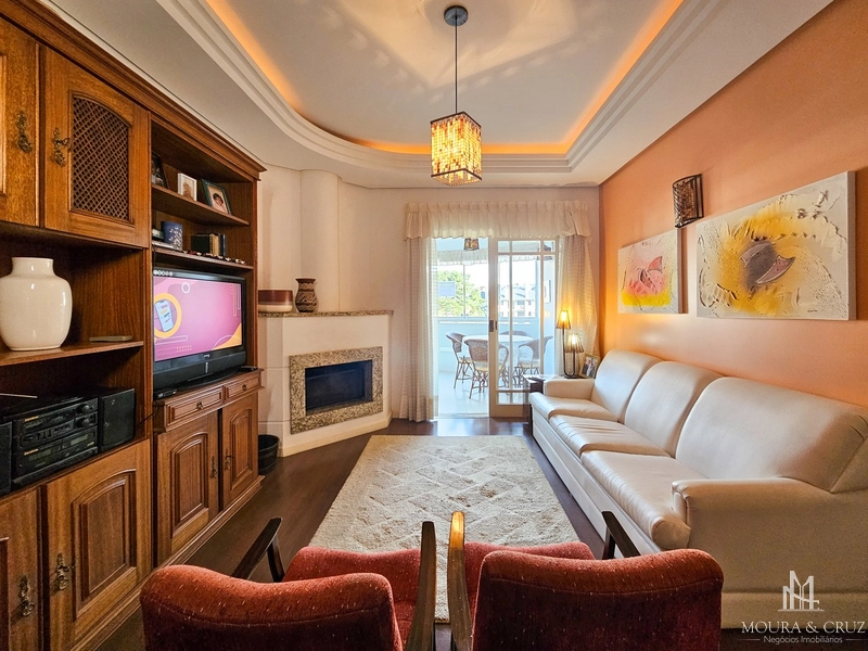 Apartamento 2 quartos mobiliado no Centro de Gramado: 1ª foto da galeria de imagens do imóvel