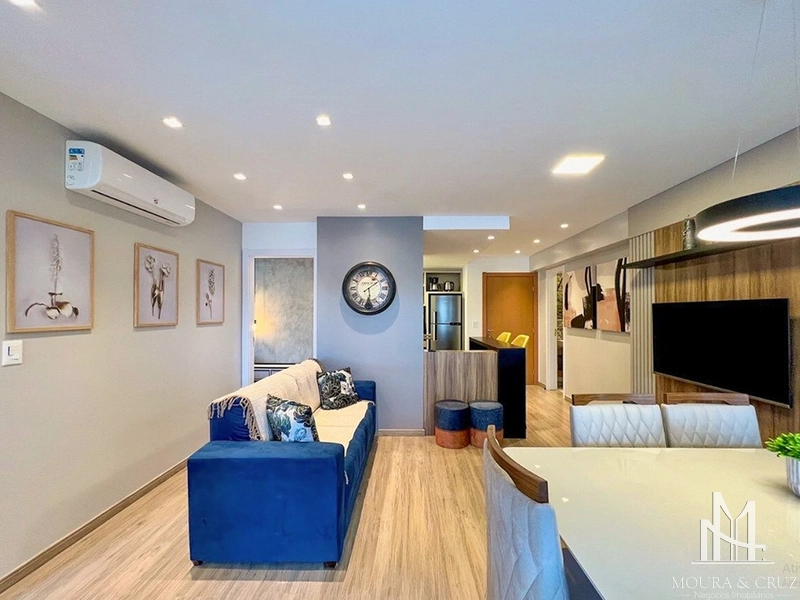 Apartamento 2 quartos mobiliado no centro de Gramado: 2ª foto da galeria de imagens do imóvel