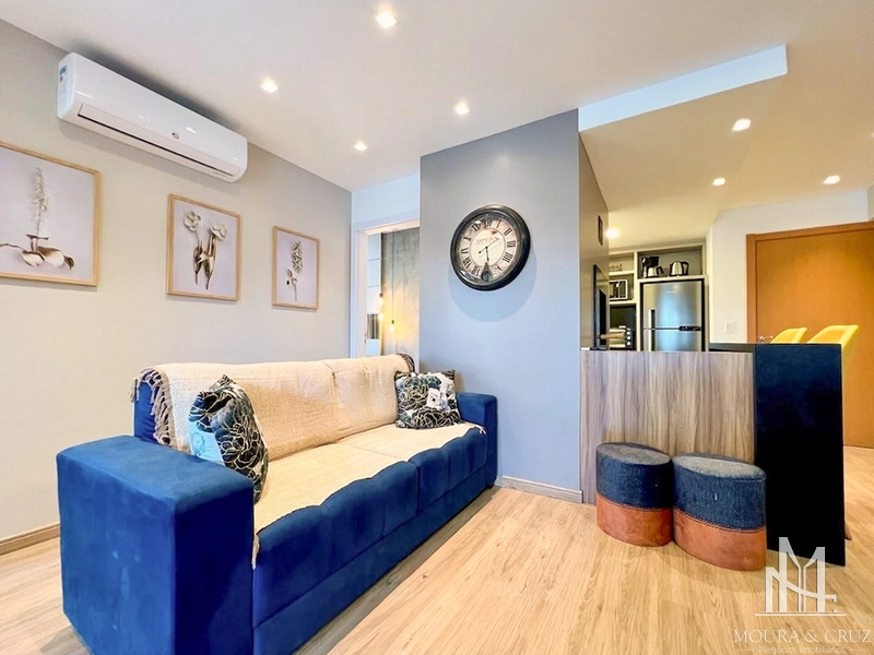 Apartamento 2 quartos mobiliado no centro de Gramado: 3ª foto da galeria de imagens do imóvel