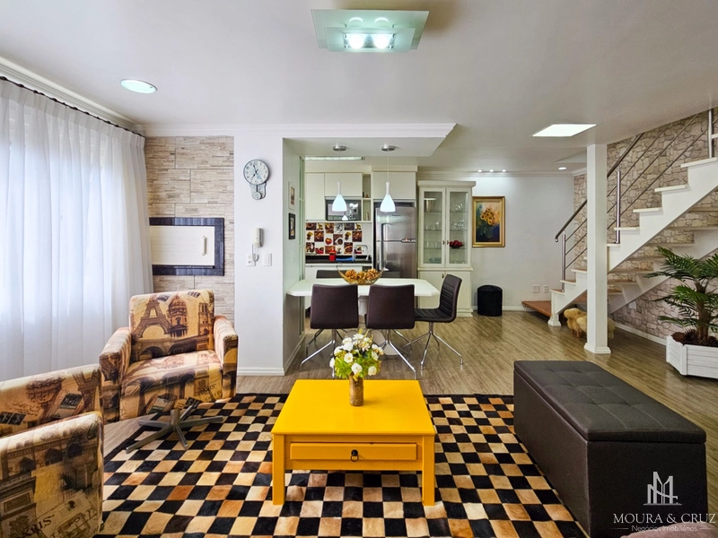 Apartamento Duplex mobiliado 2 quartos no Planalto em Gramado: 1ª foto da galeria de imagens do imóvel