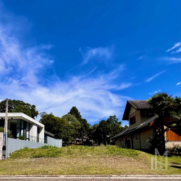 Terreno no Vivendas do Arvoredo em Gramado: 2ª foto da galeria de imagens do imóvel
