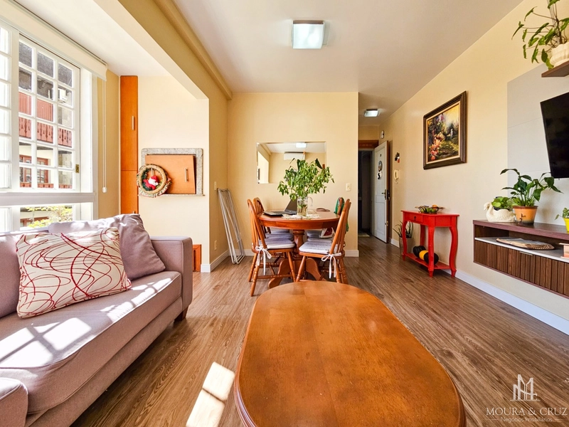 Apartamento 3 quartos mobiliado no Centro de Gramado: 1ª foto da galeria de imagens do imóvel