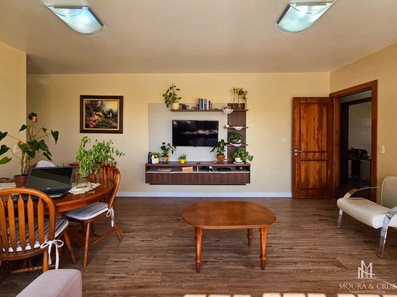 Apartamento 3 quartos mobiliado no Centro de Gramado: 4ª foto da galeria de imagens do imóvel