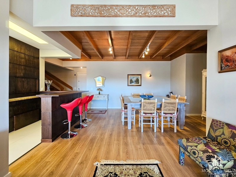Apartamento 4 quartos mobiliado no Centro de Gramado: 6ª foto da galeria de imagens do imóvel