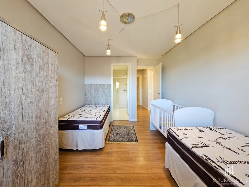 Apartamento 4 quartos mobiliado no Centro de Gramado: 17ª foto da galeria de imagens do imóvel