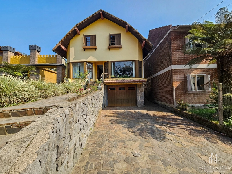 Casa 5 quartos no Bairro Planalto em Gramado: 1ª foto da galeria de imagens do imóvel