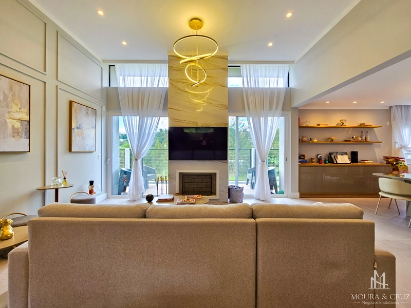 Casa 4 quartos mobiliada no Vale das Colinas em Gramado: 3ª foto da galeria de imagens do imóvel