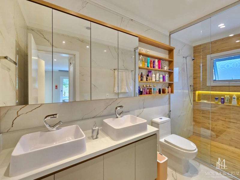 Casa 4 quartos mobiliada no Vale das Colinas em Gramado: 18ª foto da galeria de imagens do imóvel