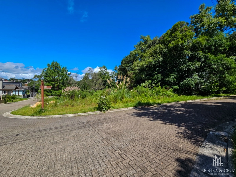 Terreno no Vivendas do Arvoredo em Gramado: 1ª foto da galeria de imagens do imóvel