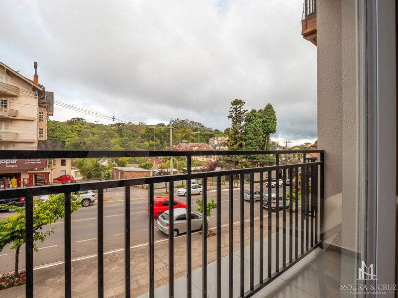 Apartamento 2 quartos mobiliado no Centro de Gramado: 3ª foto da galeria de imagens do imóvel