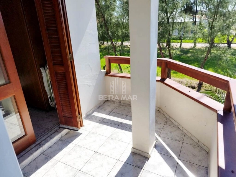 Duplex em Xangri-lá: 1ª foto da galeria de imagens do imóvel