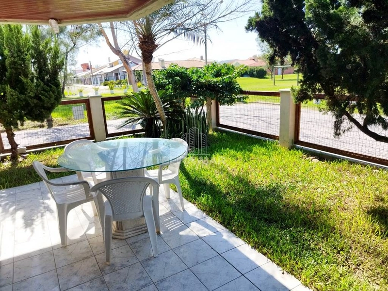 Duplex em Xangri-lá: 27ª foto da galeria de imagens do imóvel