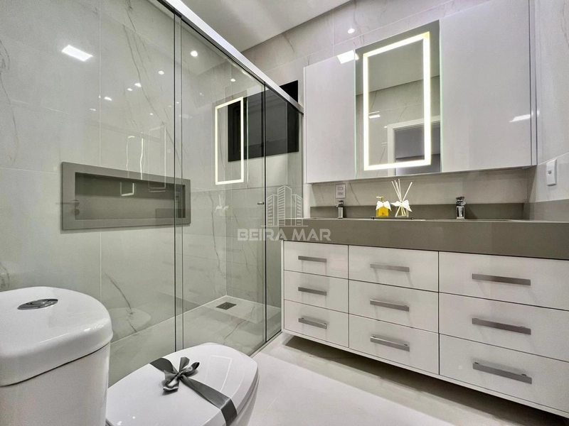 Luxuosa Casa à Venda – 243m² de Puro Conforto e Sofisticação!: 11ª foto da galeria de imagens do imóvel