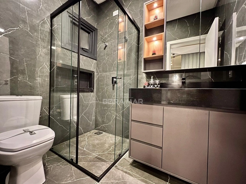 Luxuosa Casa à Venda – 243m² de Puro Conforto e Sofisticação!: 37ª foto da galeria de imagens do imóvel