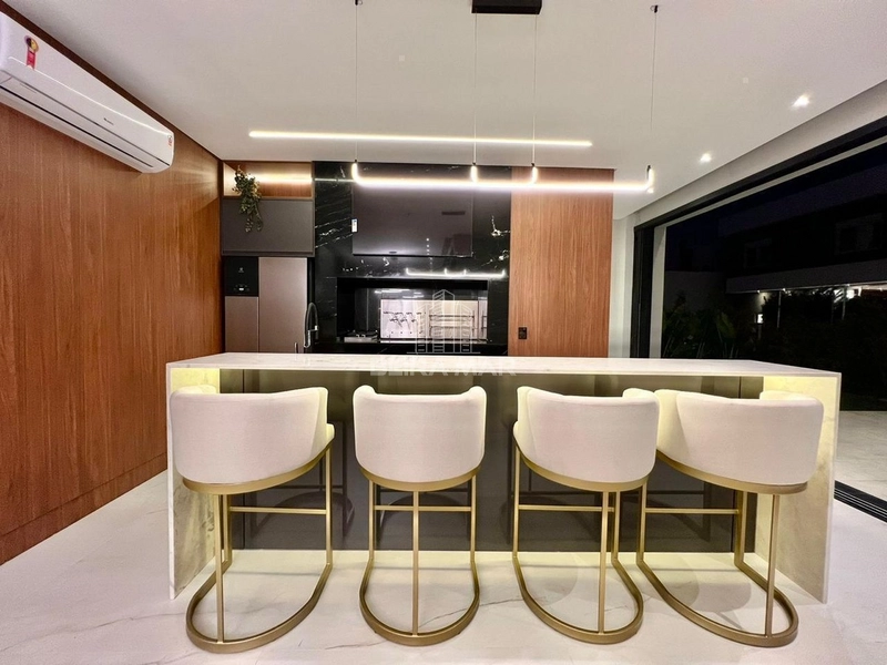Luxuosa Casa à Venda – 243m² de Puro Conforto e Sofisticação!: 45ª foto da galeria de imagens do imóvel
