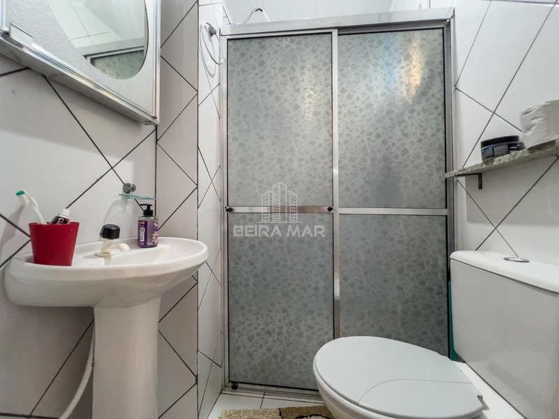 Linda Casa à Venda em Xangri-lá - Bairro Remanso: 7ª foto da galeria de imagens do imóvel