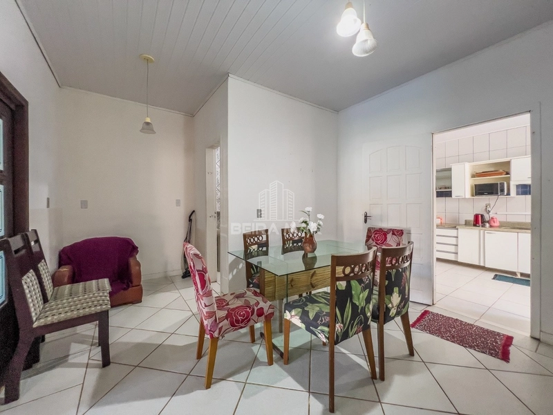 Linda Casa à Venda em Xangri-lá - Bairro Remanso: 4ª foto da galeria de imagens do imóvel