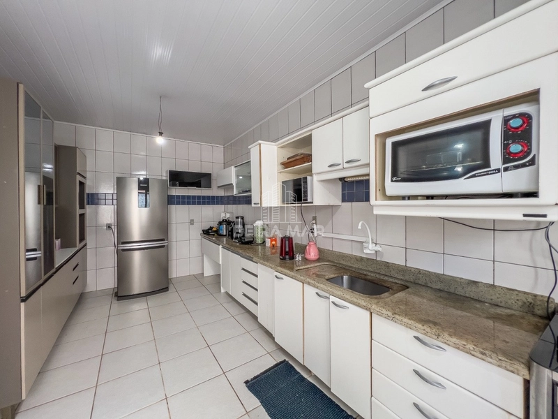 Linda Casa à Venda em Xangri-lá - Bairro Remanso: 3ª foto da galeria de imagens do imóvel