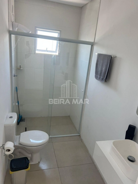 Casa 4 dormitórios a 3 quadras do mar: 13ª foto da galeria de imagens do imóvel